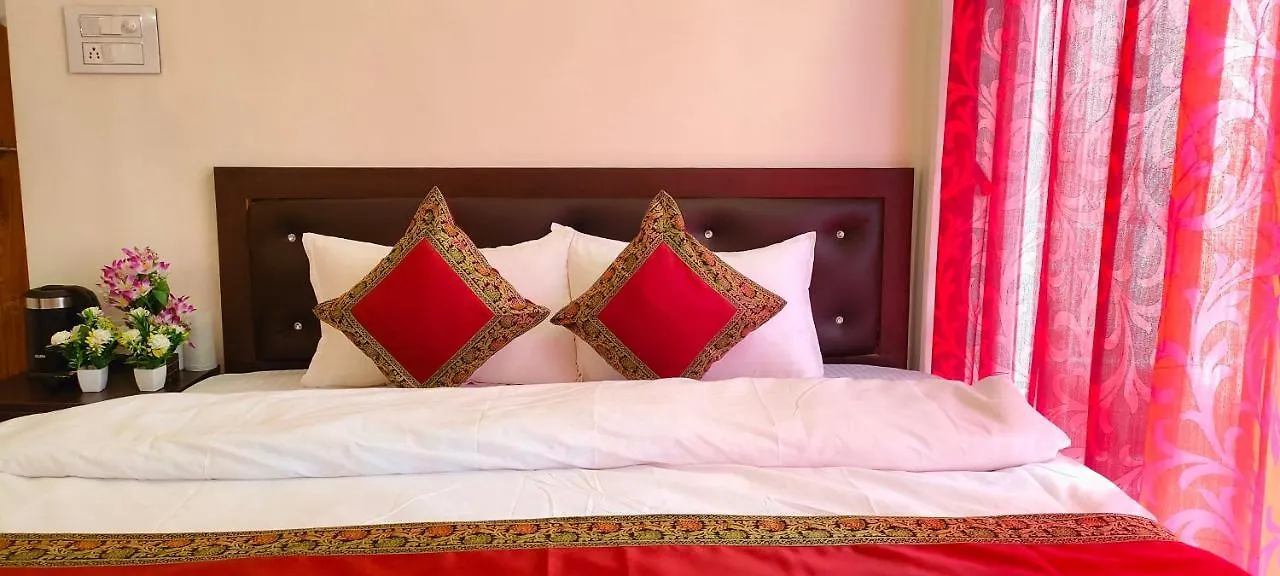 Hotel Shanti Inn Varanasi 2*,  India