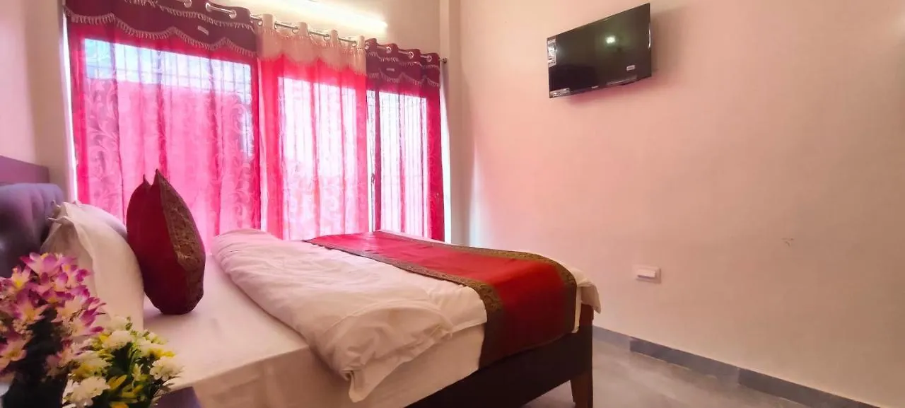 Hotel Shanti Inn Varanasi 2*,