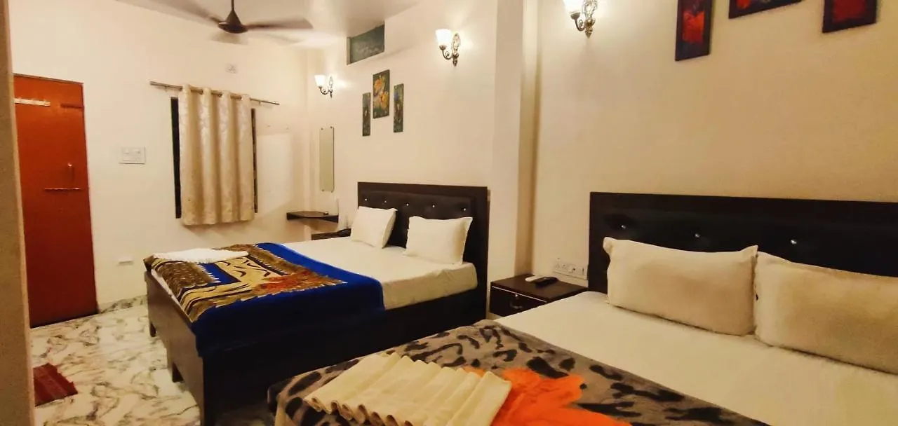 Hotel Shanti Inn Varanasi 2*,